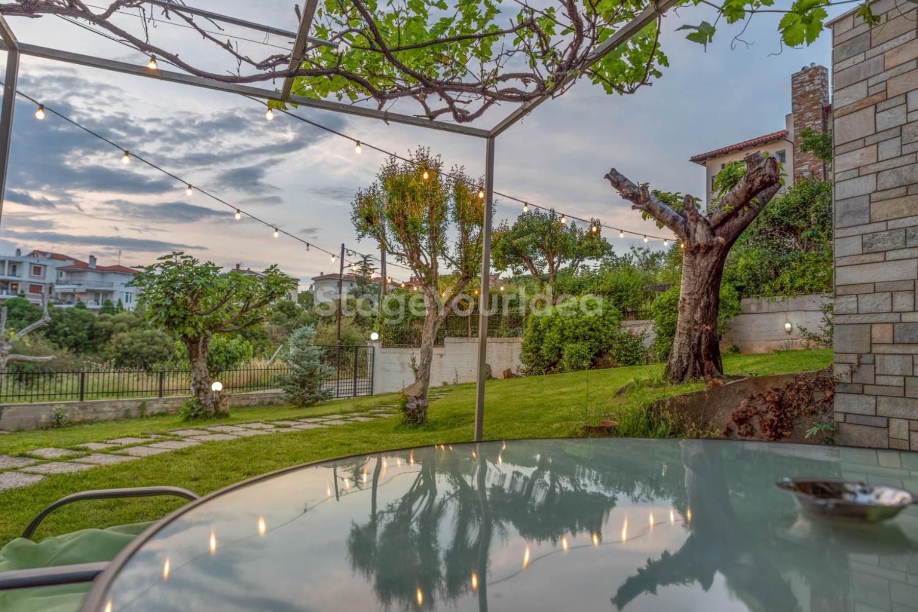 Τraditional Fully Detached Villa On A Luxurious Hillock Of Thessaloniki With Its Own Garden Also For Family & Wedding Gatherings For 10 To 25 People Only 15 Minutes From Airport Exterior foto
